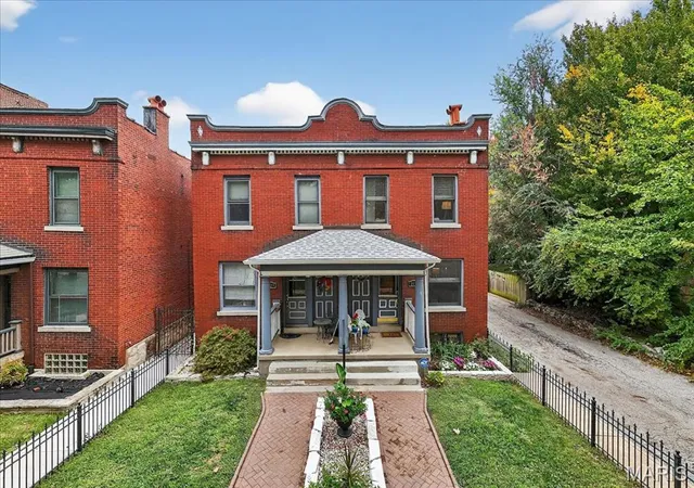 $330,000 | 2327 Park Avenue, St. Louis, MO 63104