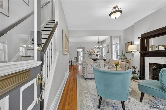 $330,000 | 2327 Park Avenue, St. Louis, MO 63104