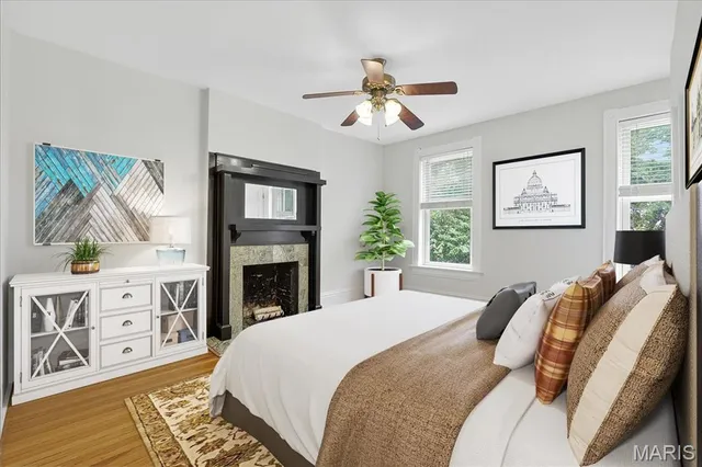 $330,000 | 2327 Park Avenue, St. Louis, MO 63104