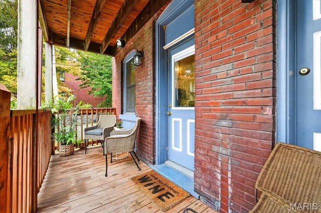 $330,000 | 2327 Park Avenue, St. Louis, MO 63104