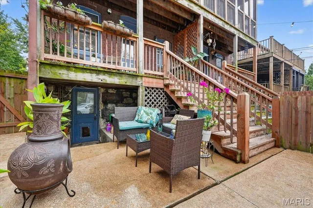 $330,000 | 2327 Park Avenue, St. Louis, MO 63104