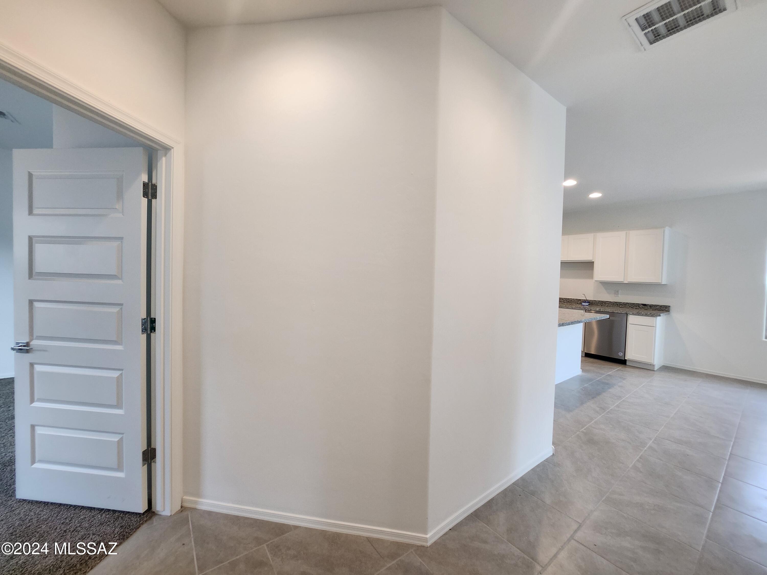 12536 West Barnett Road Marana, AZ 85653 - Photo 21 of 41