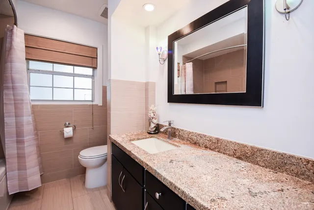 $5,000 | 5666 Overbrook Lane, Houston, TX 77056