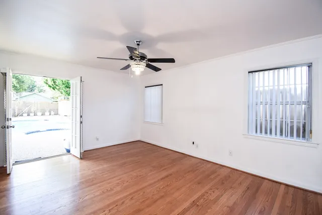 $5,000 | 5666 Overbrook Lane, Houston, TX 77056