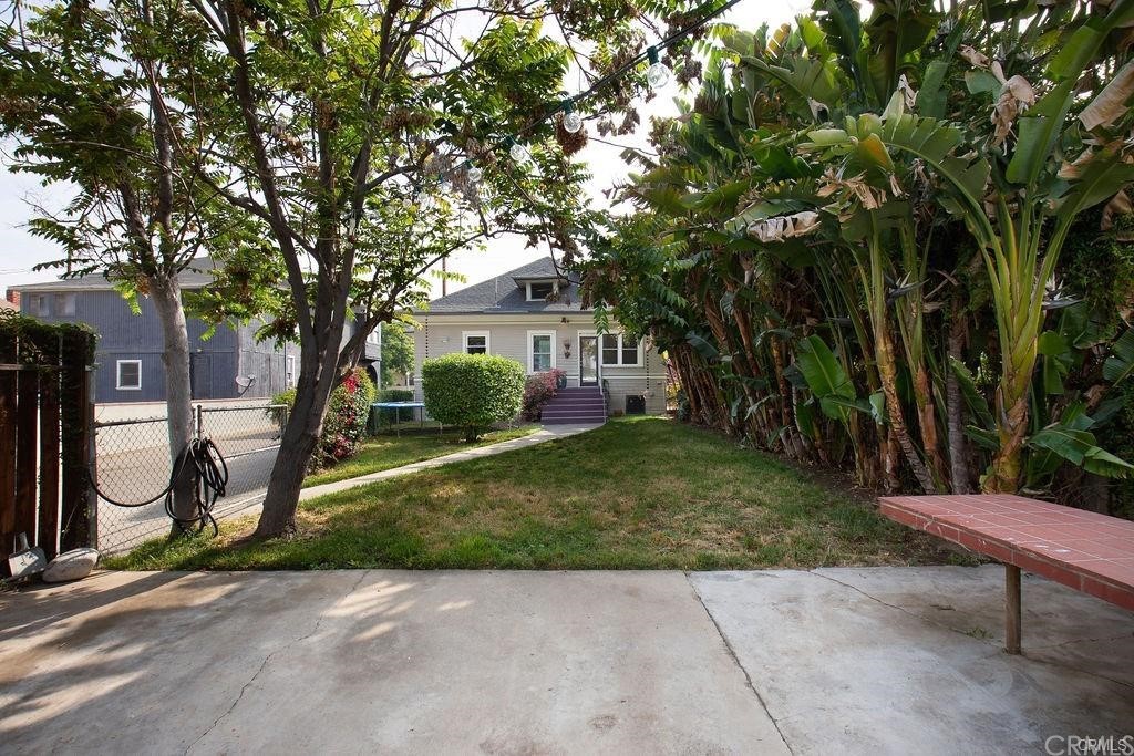 114 South Buena Vista Street, Unit 2 Redlands, CA 92373 - Photo 4 of 14