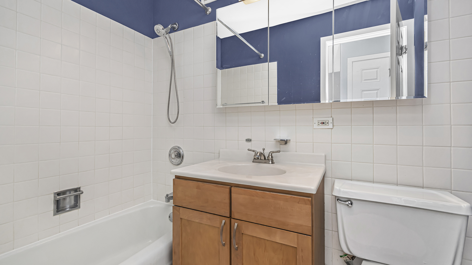 655 West Irving Park Road, Unit 606 Chicago, IL 60613 - Photo 20 of 31