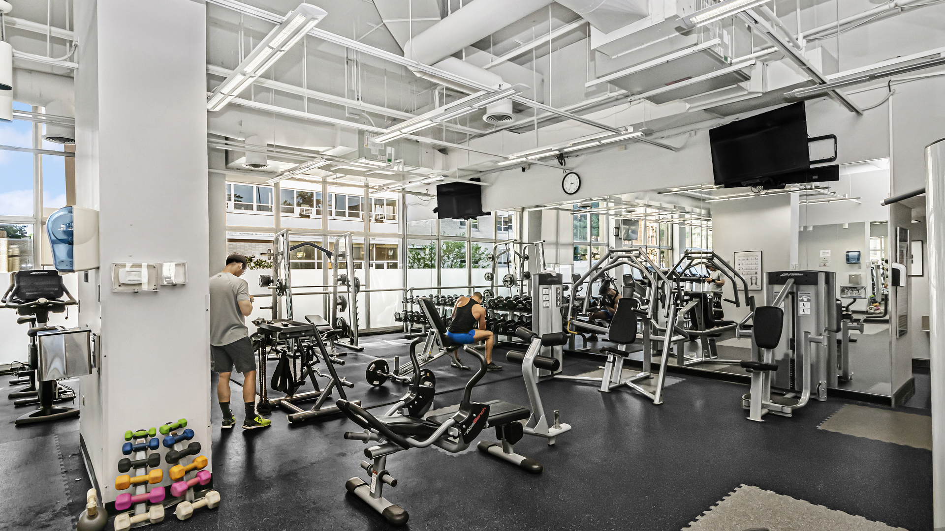 655 West Irving Park Road, Unit 606 Chicago, IL 60613 - Photo 23 of 31