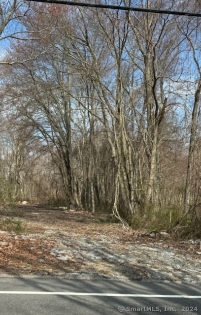 320 Maple Avenue Montville, CT 06382 - Photo 1 of 2