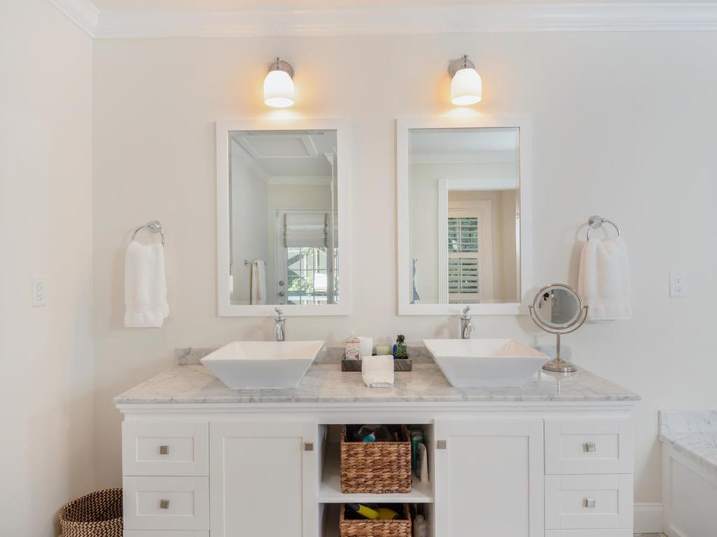 205 Holly Road Vero Beach, FL 32963 - Photo 22 of 31 Gallery Image 22