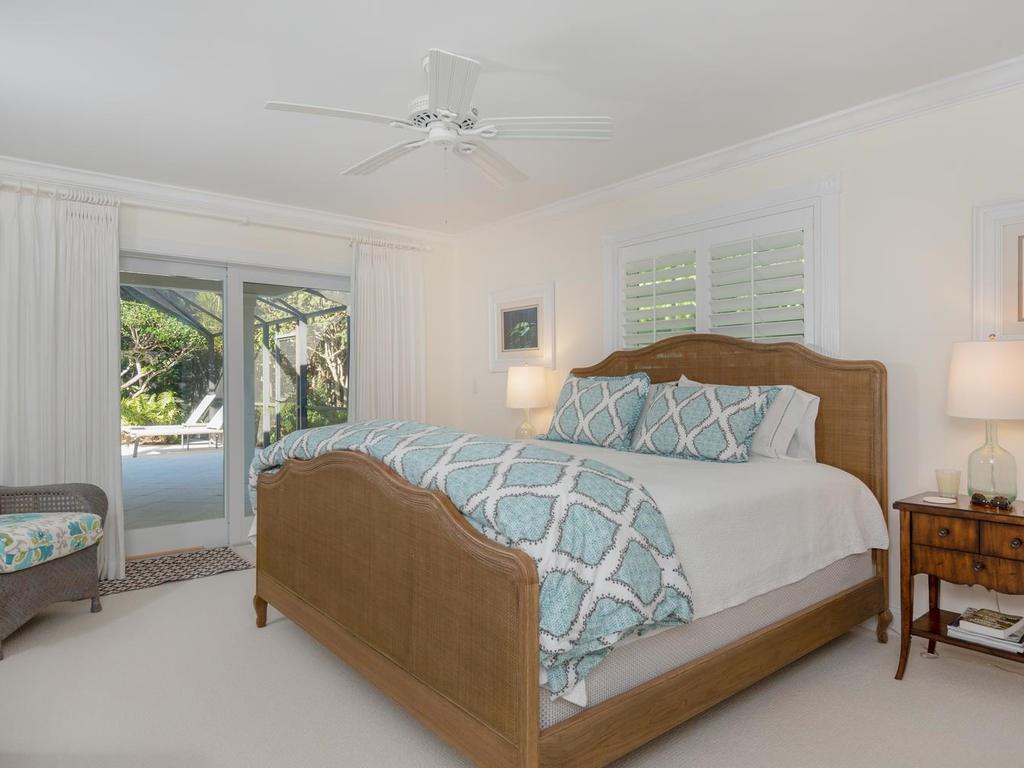 205 Holly Road Vero Beach, FL 32963 - Photo 24 of 31 Gallery Image 24