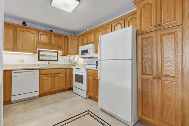 $665,000 | 215 East Grand Avenue, Unit 405, Old Orchard Beach, ME 04064