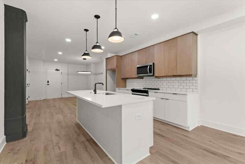 108 Park Place, Unit 107 Decatur, GA 30030 - Photo 11 of 31