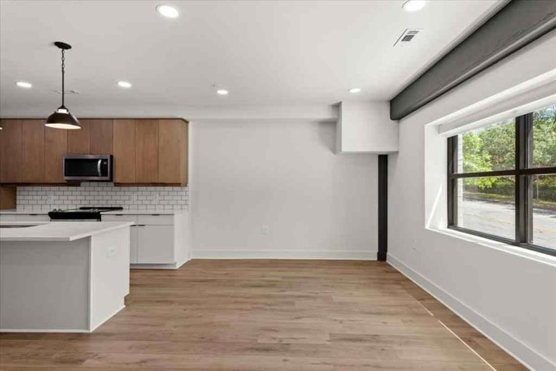 108 Park Place, Unit 107 Decatur, GA 30030 - Photo 13 of 31