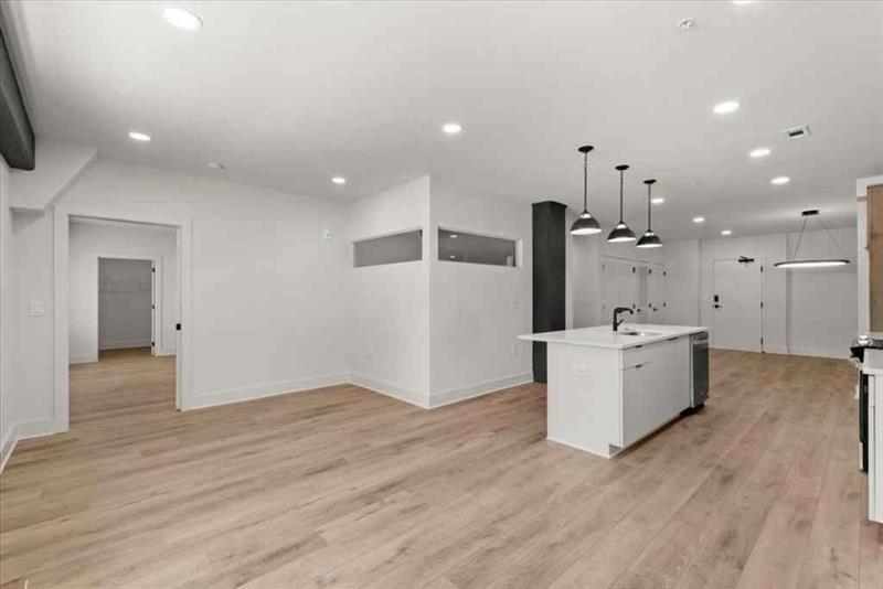 108 Park Place, Unit 107 Decatur, GA 30030 - Photo 15 of 31