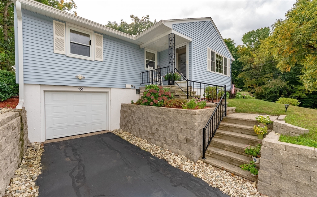 151 Meadow Road Longmeadow, MA 01106 - Photo 4 of 40 Gallery Image 4