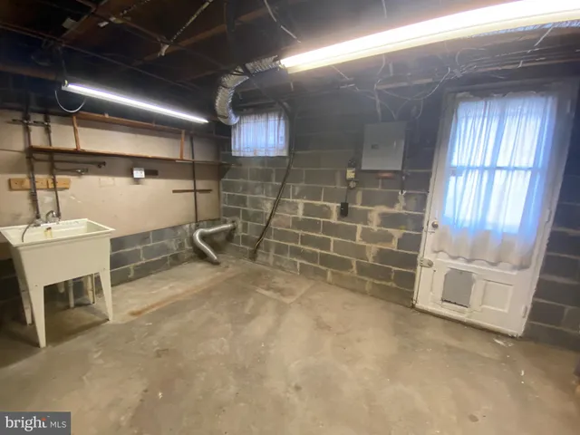 $179,890 | 631 Beech Avenue, Glenolden, PA 19036