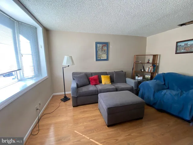 $189,900 | 631 Beech Avenue, Glenolden, PA 19036