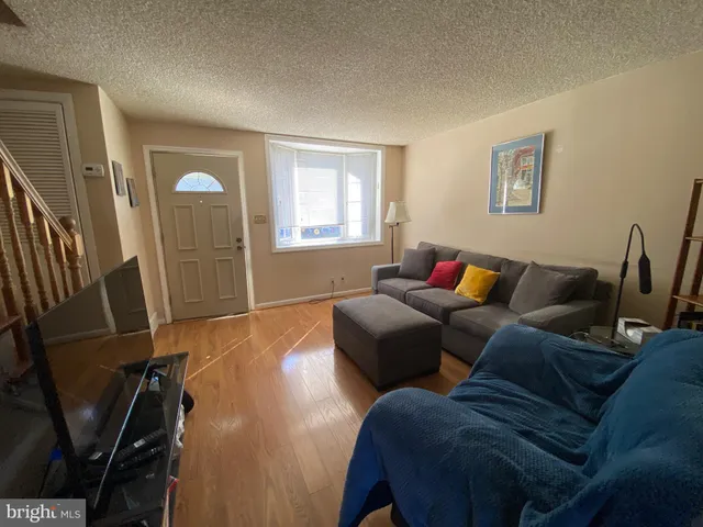 $189,900 | 631 Beech Avenue, Glenolden, PA 19036