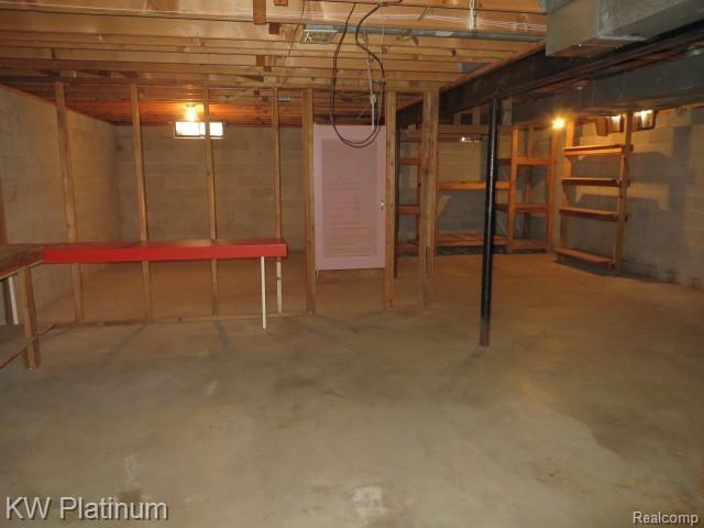 29395 Kelly Road Roseville, MI 48066 - Photo 18 of 18 IMG_0754.JPG