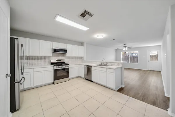 $285,000 | 1911 Adobe Stone Drive, Humble, TX 77396