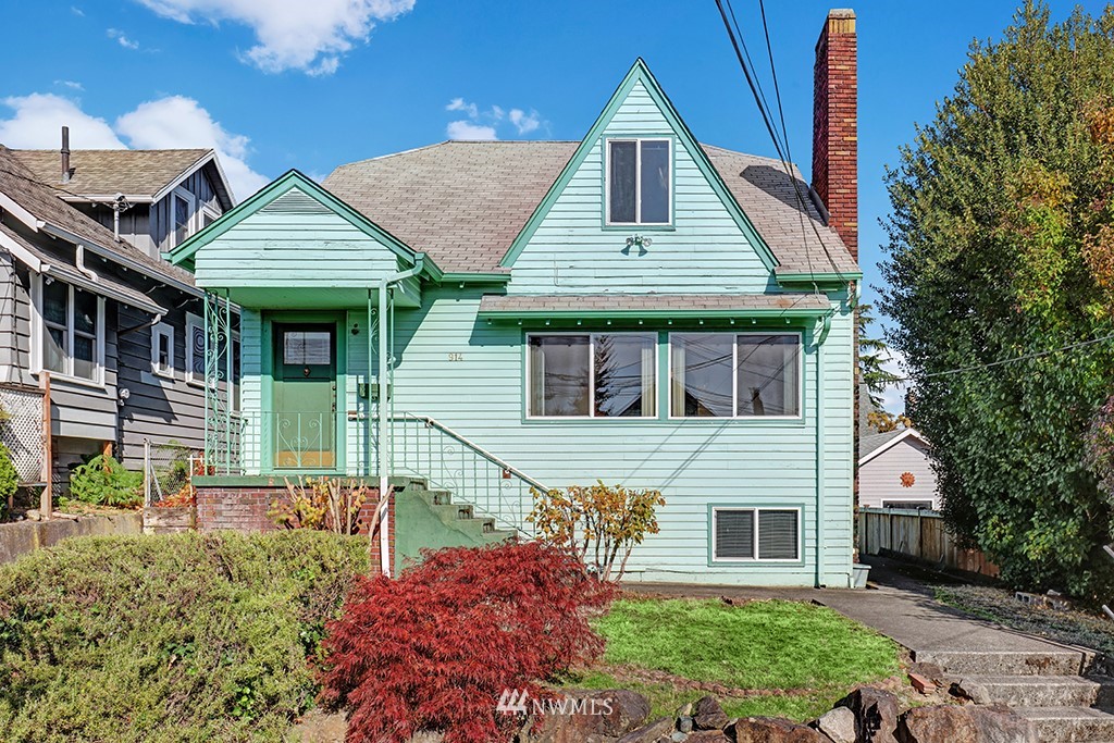 914 North 79th Street Seattle, WA 98103 - Photo 1 of 20