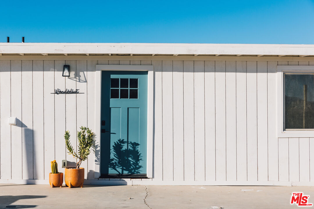 77575 2 Mile Road Twentynine Palms, CA 92277 - Photo 2 of 46