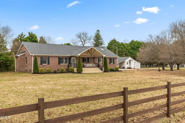 $475,000 | 855 Debro Road, Kenly, NC 27542