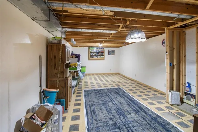 $225,000 | 8209 Tetterhall Lane, Machesney Park, IL 61115