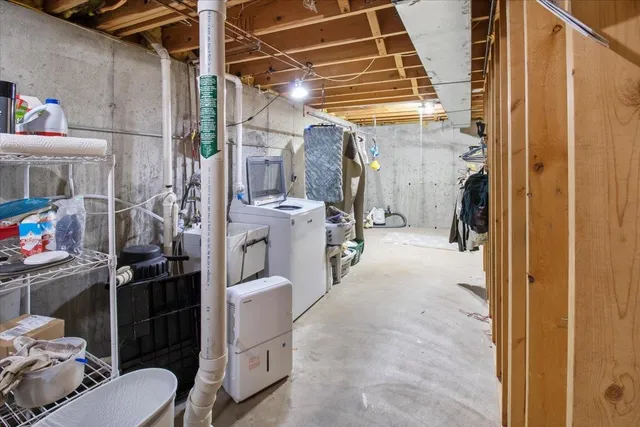 $225,000 | 8209 Tetterhall Lane, Machesney Park, IL 61115