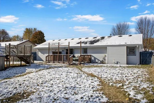 $225,000 | 8209 Tetterhall Lane, Machesney Park, IL 61115