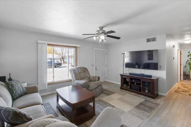 $225,000 | 8209 Tetterhall Lane, Machesney Park, IL 61115