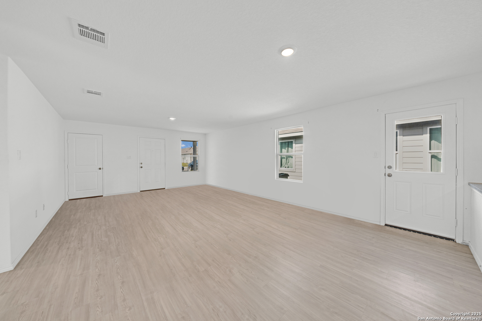 242 Ambush Ridge San Antonio, TX 78220 - Photo 3 of 15