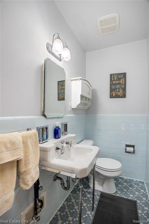 1499 North Renaud Road Grosse Pointe Woods, MI 48236 - Photo 14 of 35