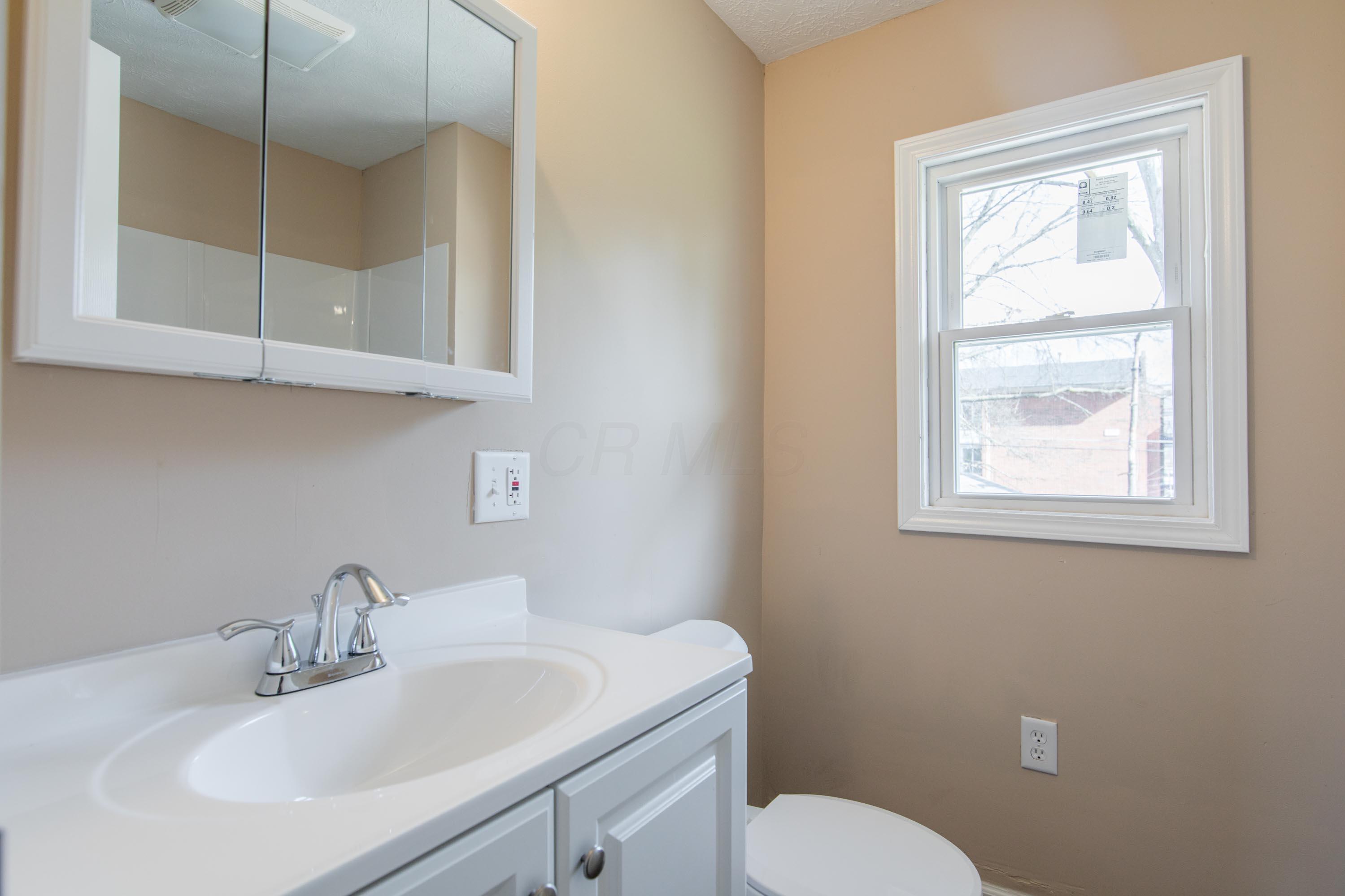 2388 Brooklyn Road Columbus, OH 43231 - Photo 31 of 43 Gallery Image 31