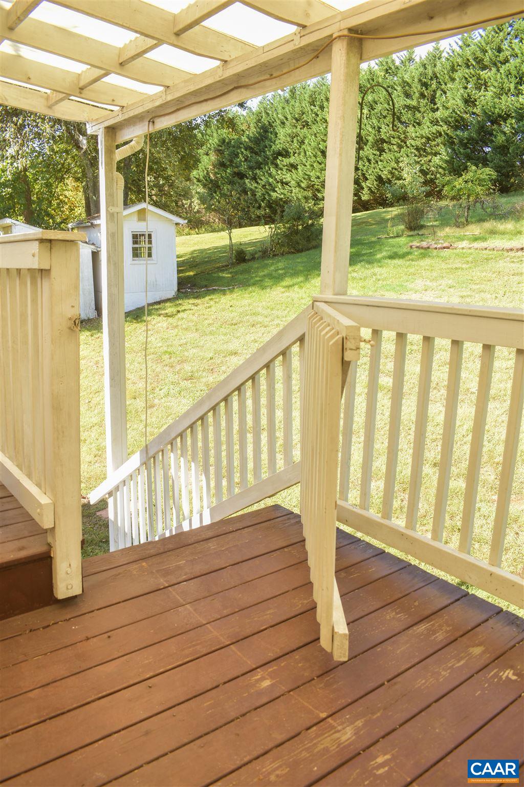 2429 Huntington Road Charlottesville, VA 22901 - Photo 26 of 32