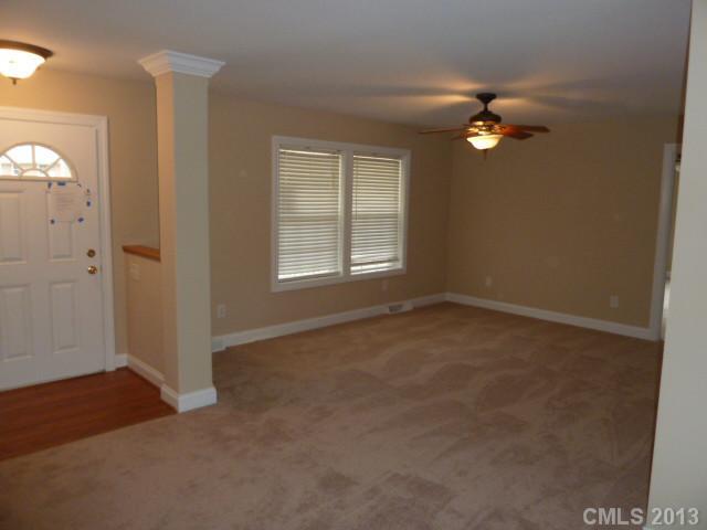 1619 Hensley Road Fort Mill, SC 29715 - Photo 3 of 16 Gallery Image 3
