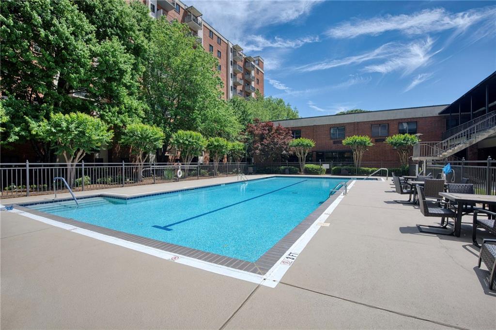 300 Johnson Ferry Road, Unit B1007 Sandy Springs, GA 30328 - Photo 30 of 46