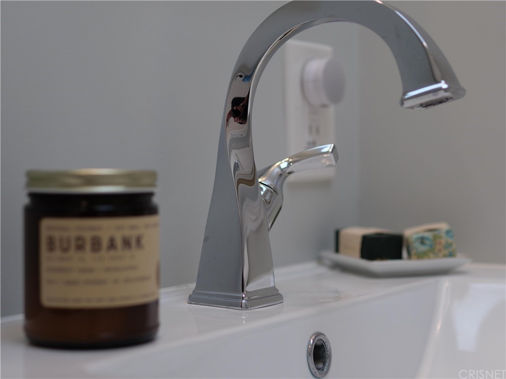 1122 North Niagara Street Burbank, CA 91505 - Photo 22 of 39