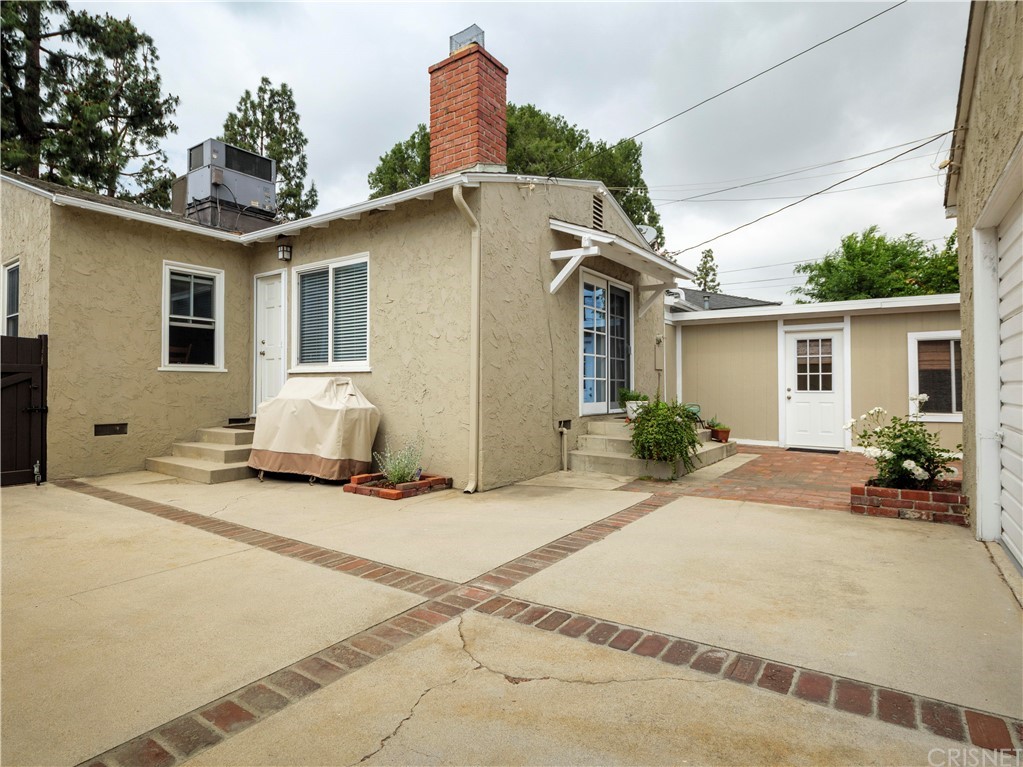 1122 North Niagara Street Burbank, CA 91505 - Photo 29 of 39