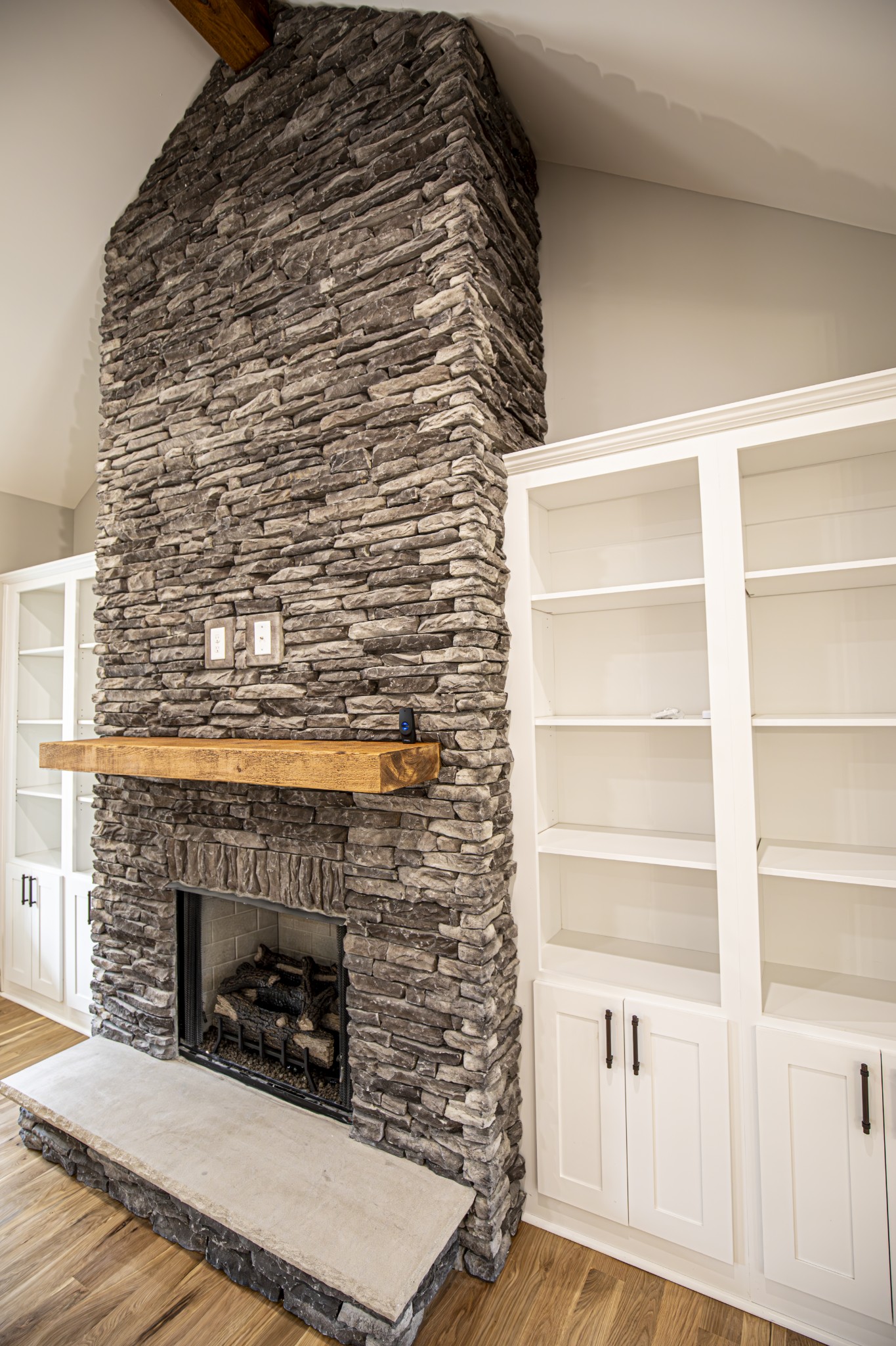 8646 Middle Lick Creek Road Lyles, TN 37098 - Photo 8 of 59 Gallery Image 8