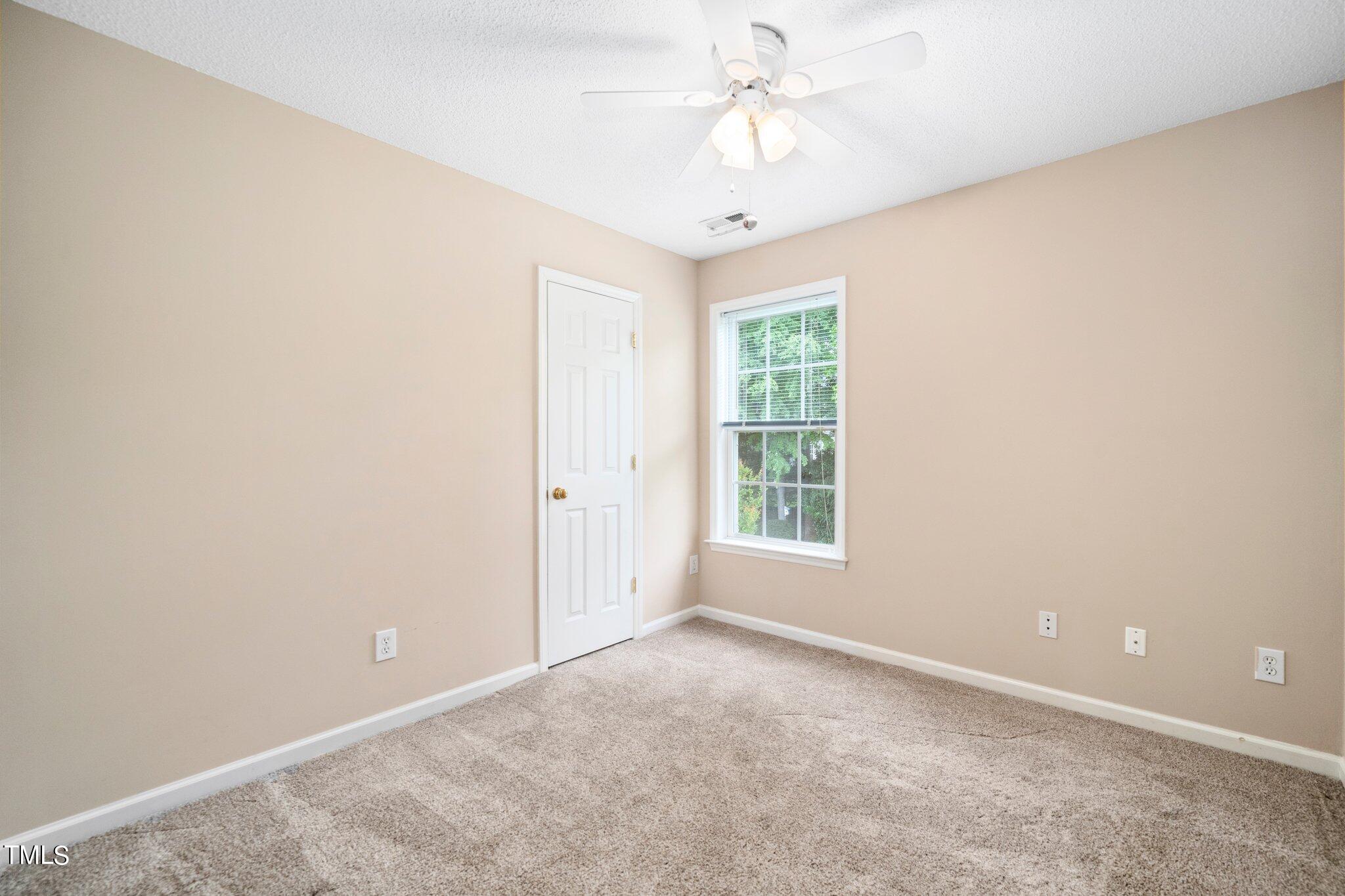 9228 Shallcross Way Raleigh, NC 27617 - Photo 22 of 34 25-web-or-mls-9228 Shallcross Way-122