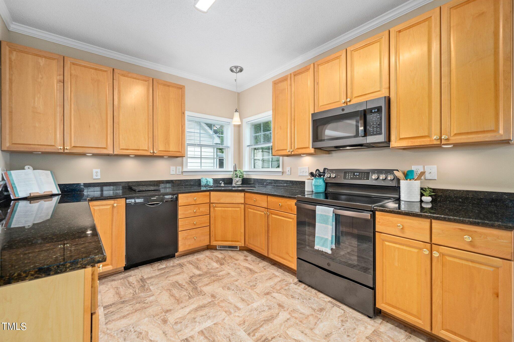 9228 Shallcross Way Raleigh, NC 27617 - Photo 9 of 34 10-web-or-mls-9228 Shallcross Way-34