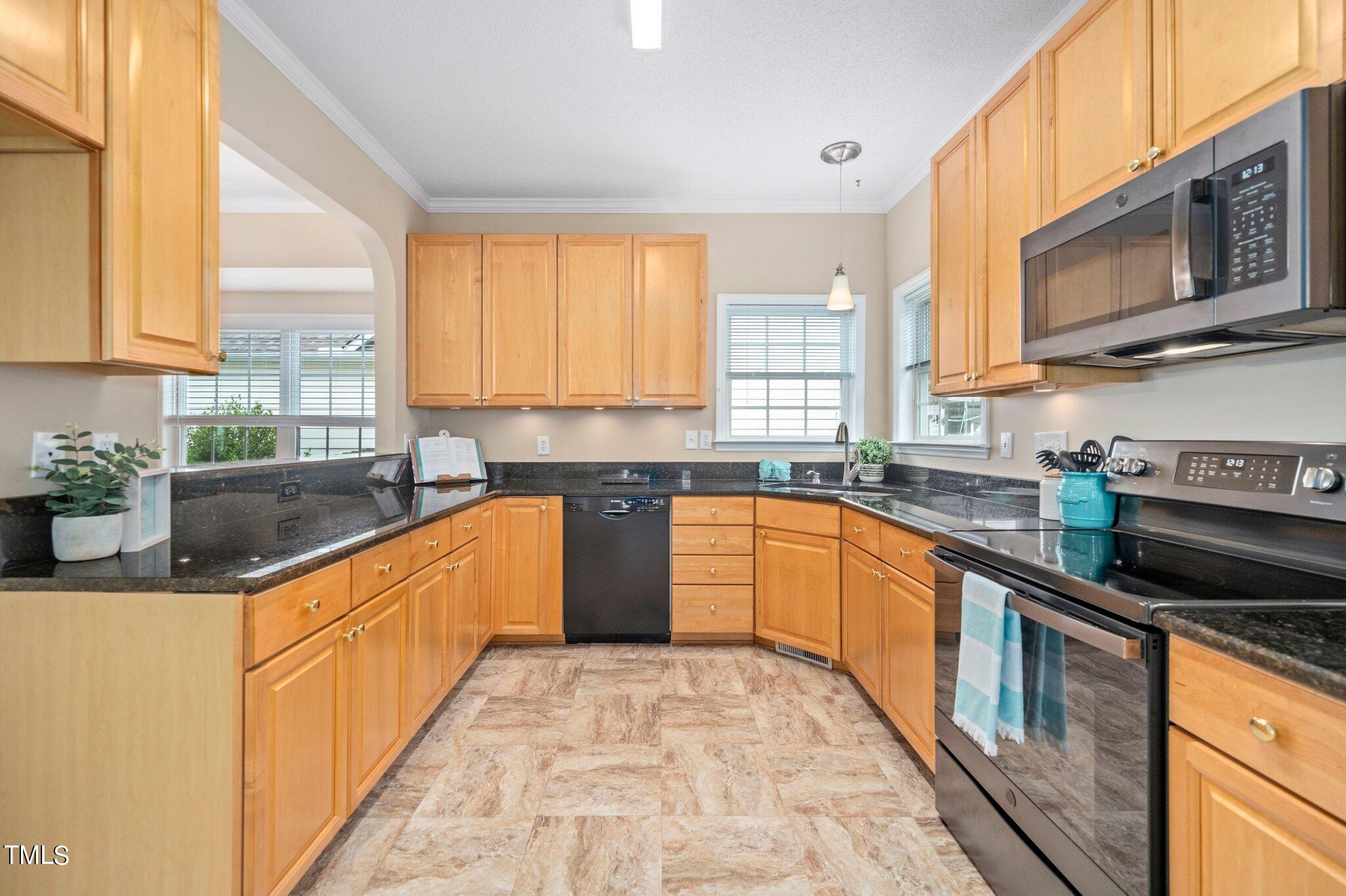 9228 Shallcross Way Raleigh, NC 27617 - Photo 10 of 34 11-web-or-mls-9228 Shallcross Way-40