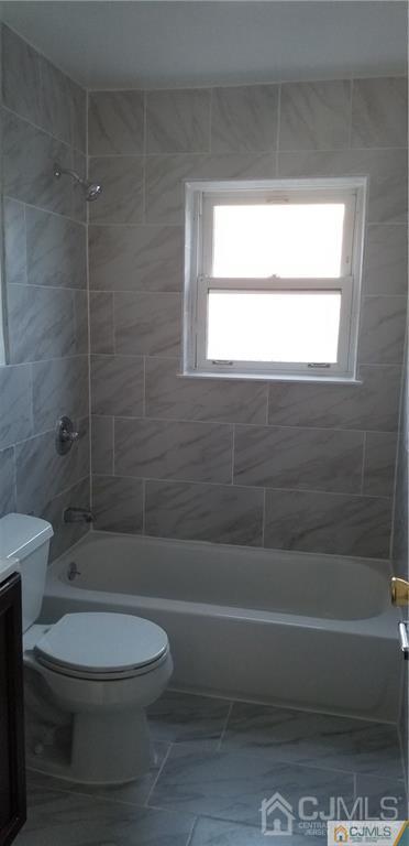 182 Evergreen Road, Unit 8A Edison, NJ 08837 - Photo 3 of 16 Gallery Image 3