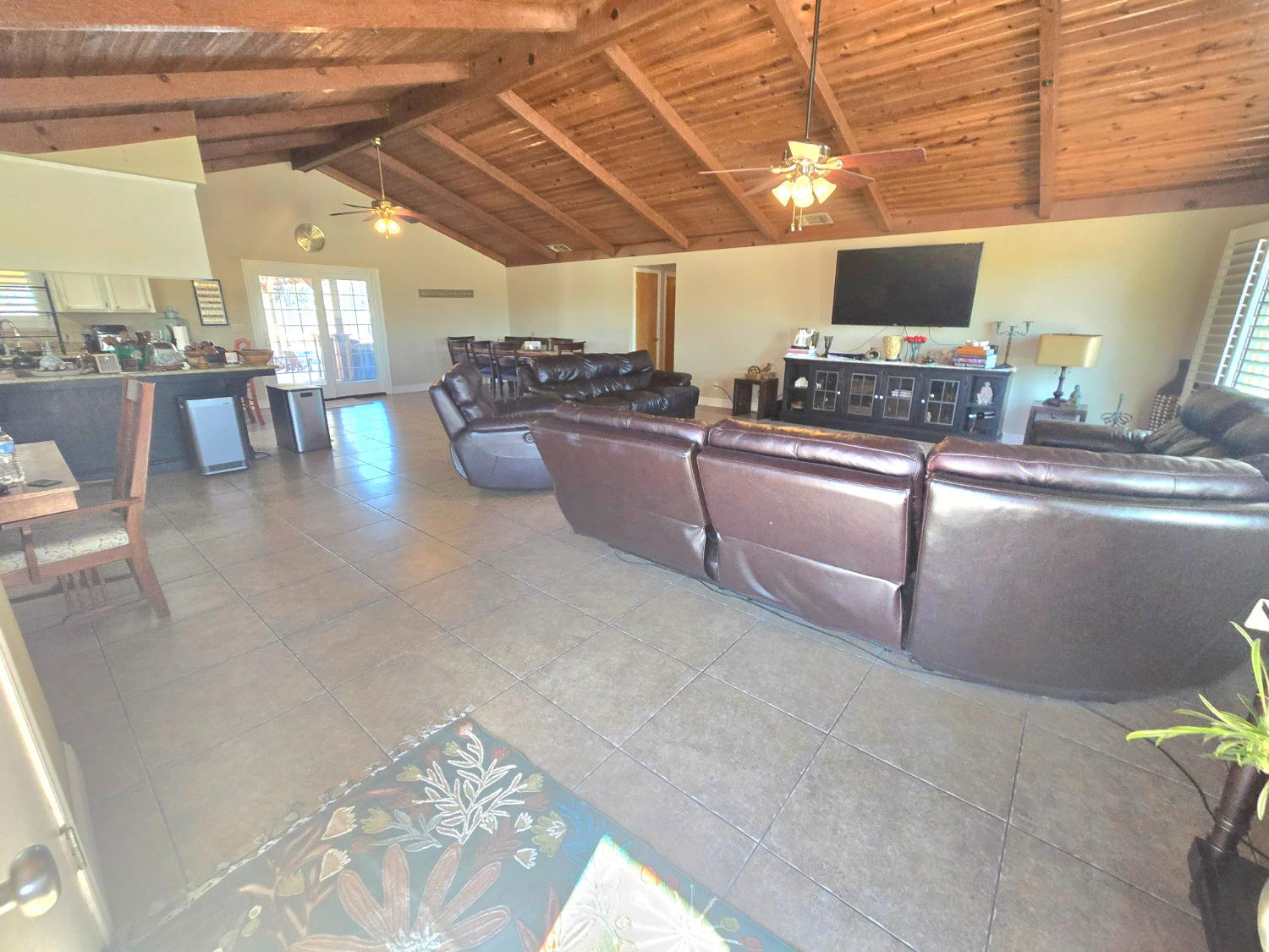 16448 Monreal Road Madera, CA 93636 - Photo 5 of 27