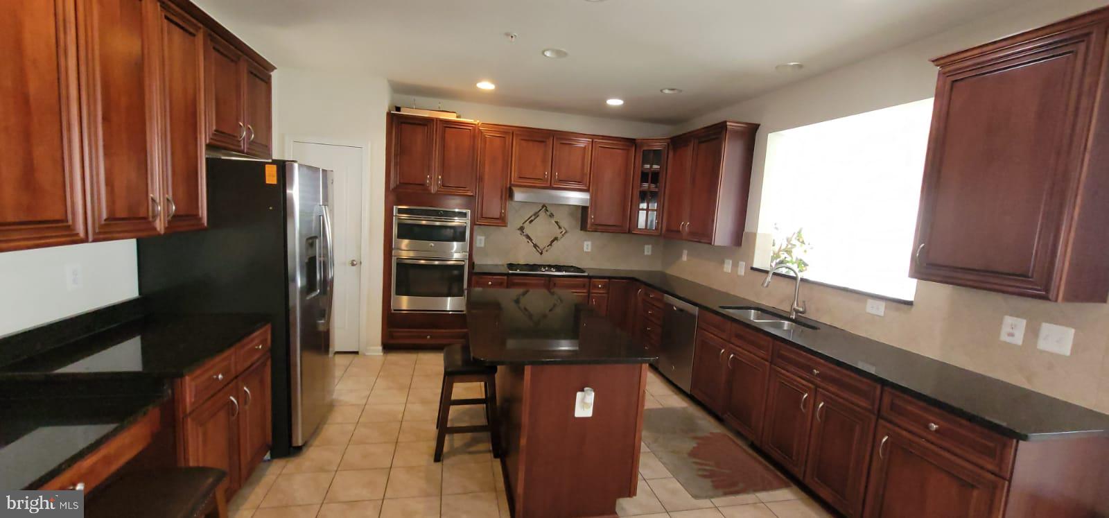 3905 Bridle Ridge Road Upper Marlboro, MD 20772 - Photo 3 of 21 Gallery Image 3