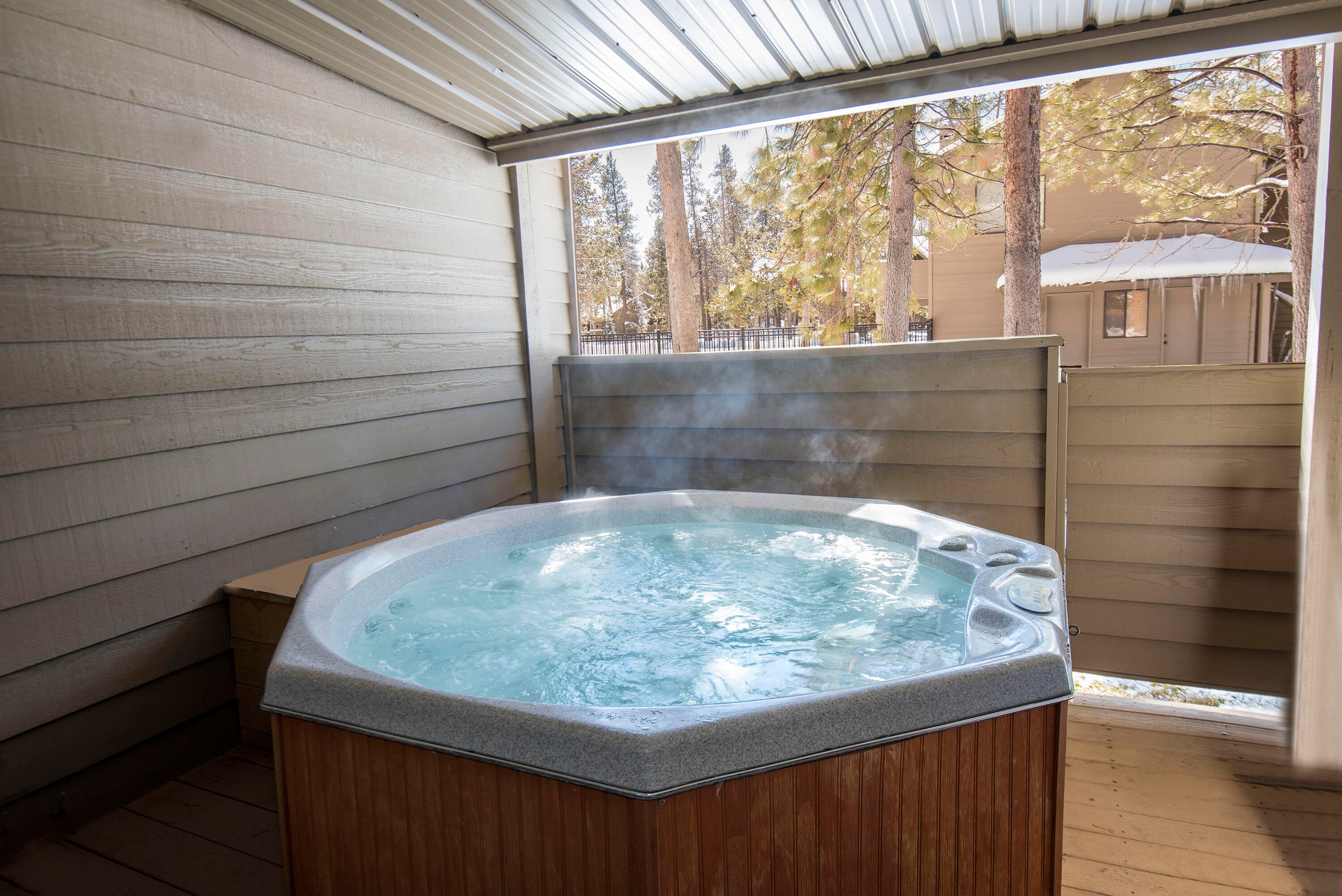 17720 West Core Road, Unit 4 Sunriver, OR 97707 - Photo 20 of 25 16
