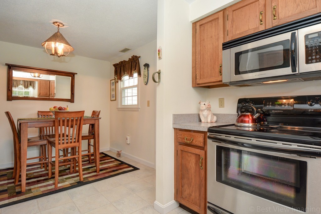13 Pullard Road, Unit J52 Grafton, MA 01519 - Photo 8 of 26 Gallery Image 8