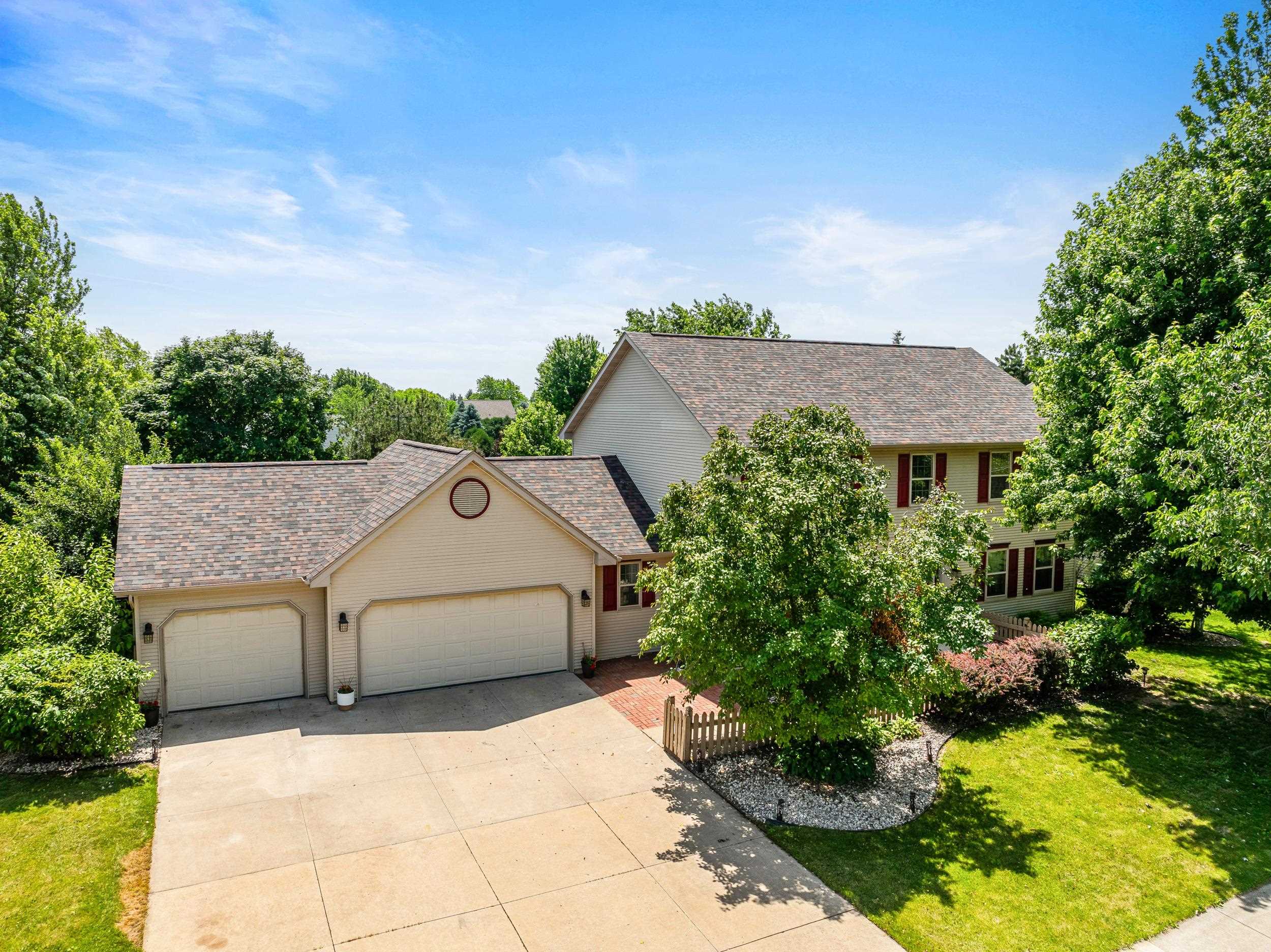 629 East Apple Creek Road Appleton, WI 54913 - Photo 1 of 1 Gallery Image 1