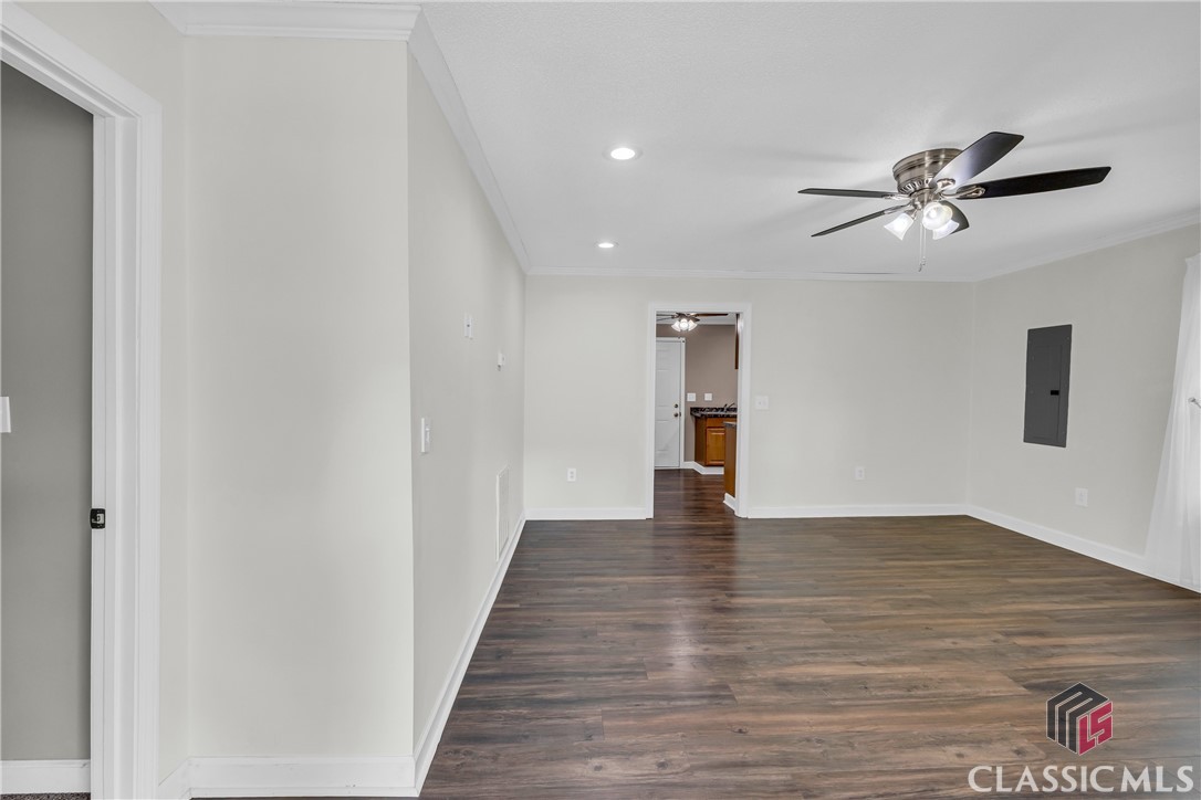184 Walnut Street Commerce, GA 30529 - Photo 15 of 44